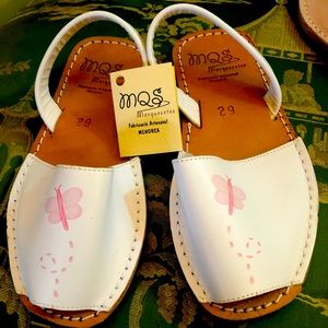 Summer time! handmade hand painted Sandals